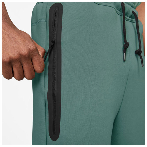 Nike Ανδρικό σορτς Sportswear Tech Fleece